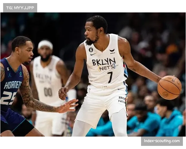 五小阵容回归联盟强调空间机动性与换防能力