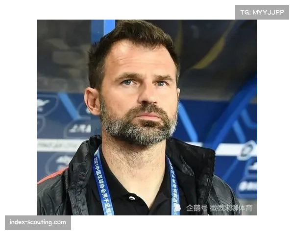 钟诚去中心化进攻 即使拥有超级外援仍坚持团队分享球权理念 钟诚去中心化进攻 即使拥有超级外援仍坚持团队分享球权理念